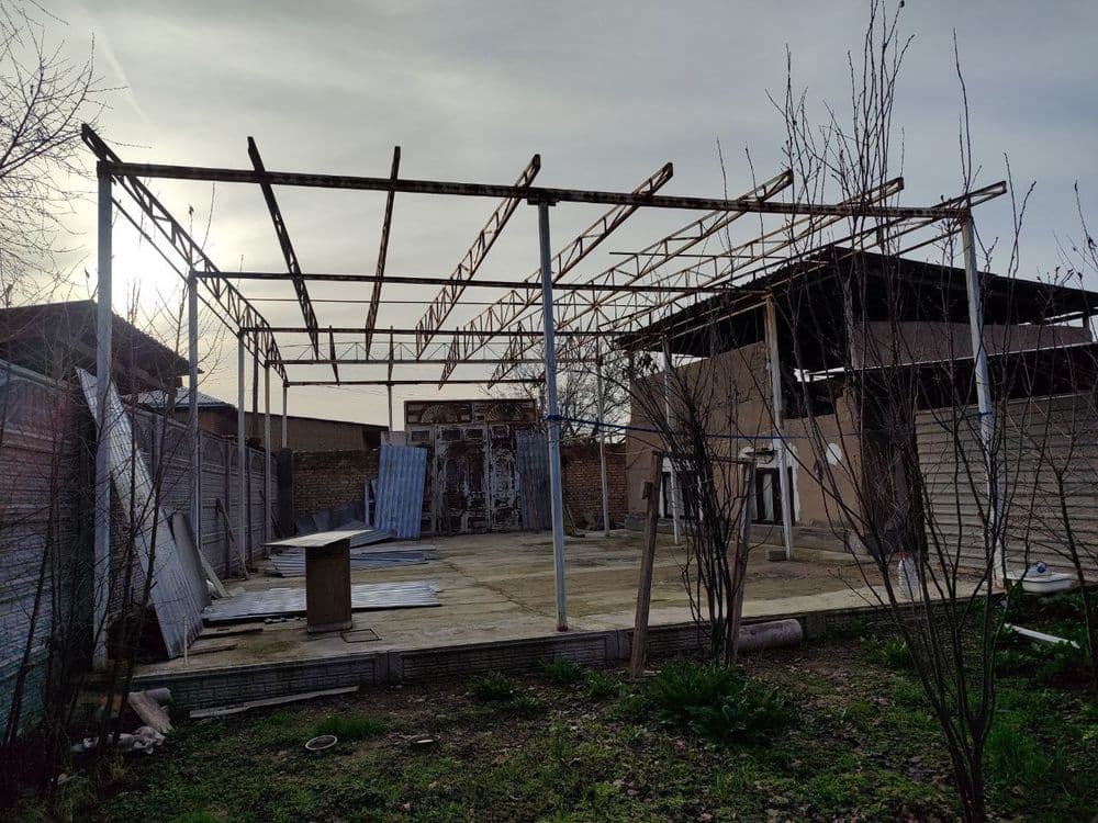 Уй сотилади 8 соток — 1
