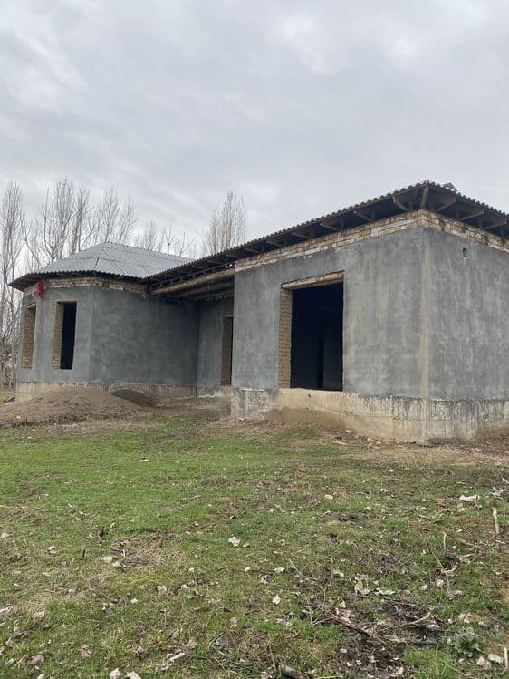 Yangi qurilgan uchastka sotiladi — 2
