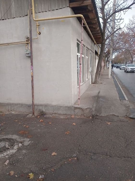Уй сотилади новойхонаси билан — 2