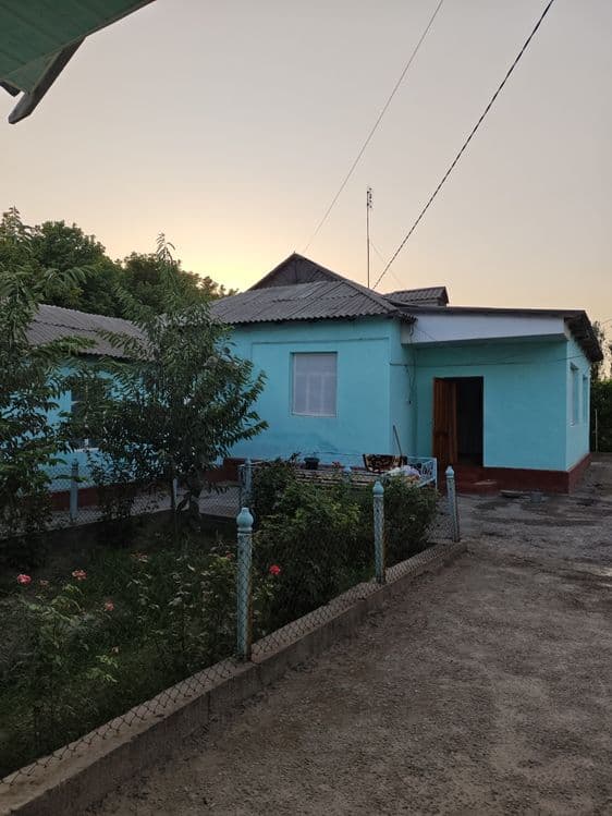 Уй сотилади, 28 сотук — 2