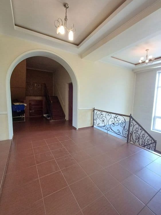 Продается СВОЙ просторный 3-этажный дом рядом с Ботаническим садом! — 6