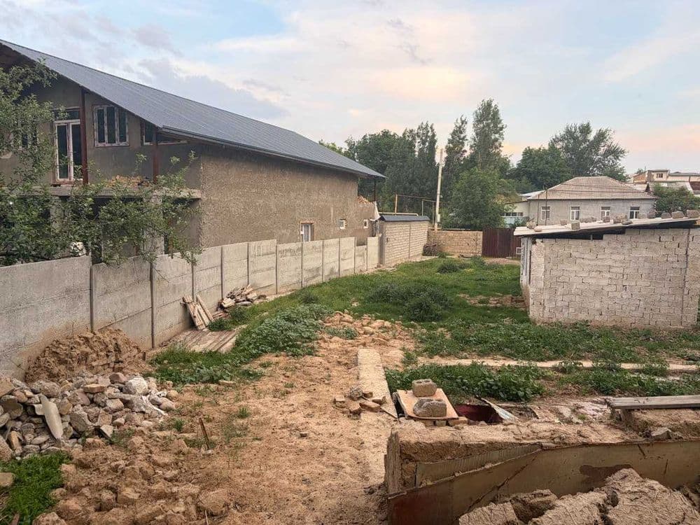 Продаётся участок 4.25 соток - Улугбек МФЙ — 4