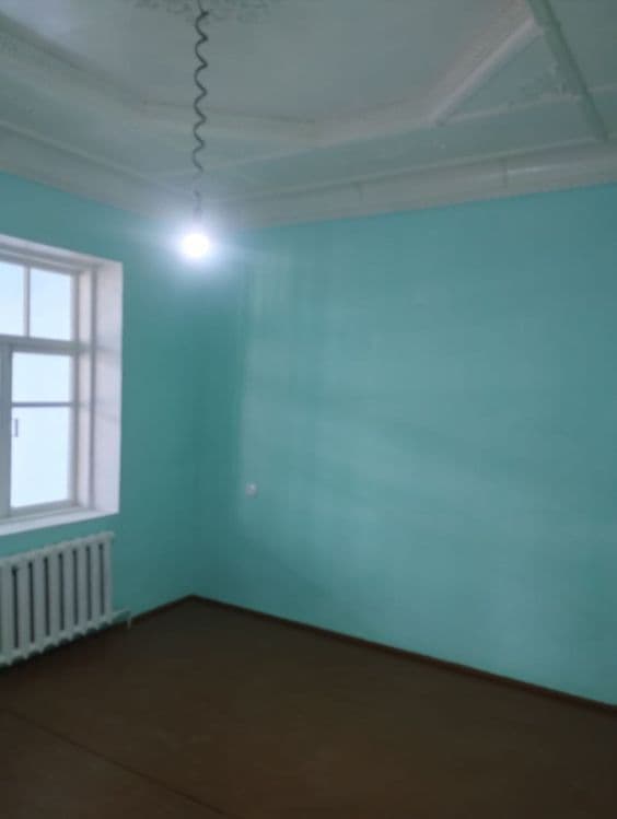 Уй . Ховли жой 2.8 сотик . — 3