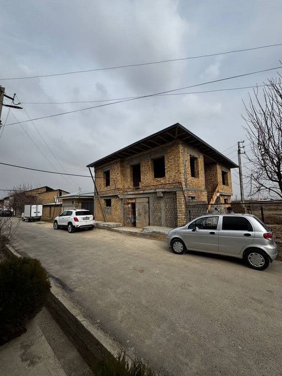 Ховли сотилади коробка 2.2сотих 65 000$ — 1
