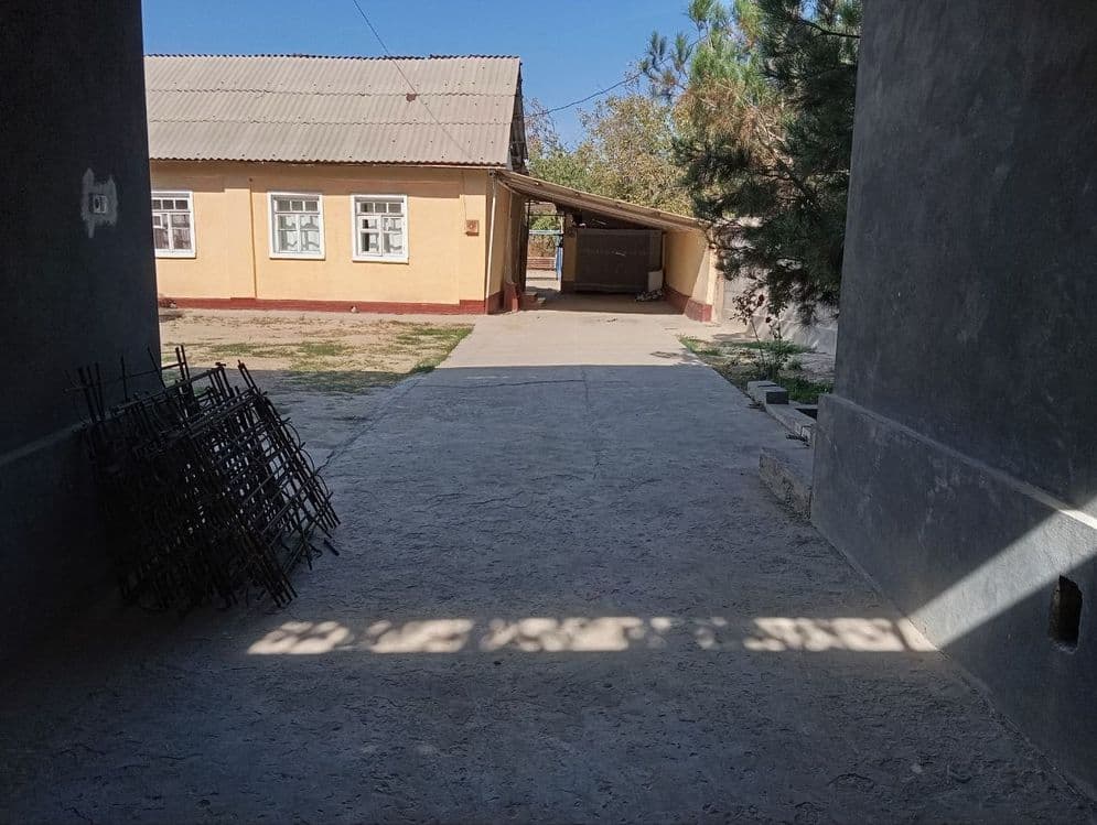 Uy sotiladi 27 sotik — 2