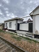 Срочна сотилади 2та катеж бирга