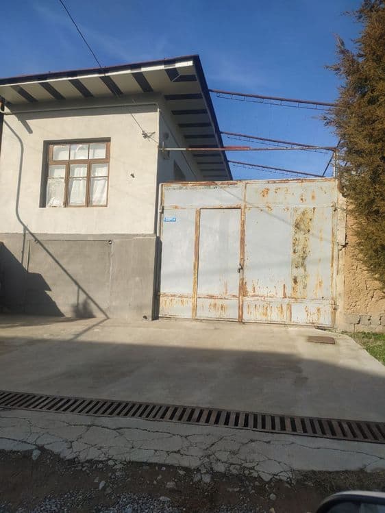 Nazarbek,Turkiston — 2