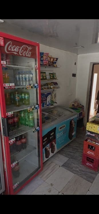 Zangiota tumani Bo'zsuv maxallada 6sotixli ishlab turgan dokoni bilan — 2