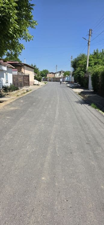 Zangiota tumani Bo'zsuv maxallada 6sotixli ishlab turgan dokoni bilan — 3