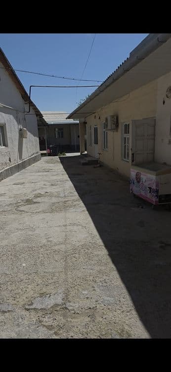 Zangiota tumani Bo'zsuv maxallada 6sotixli ishlab turgan dokoni bilan — 4
