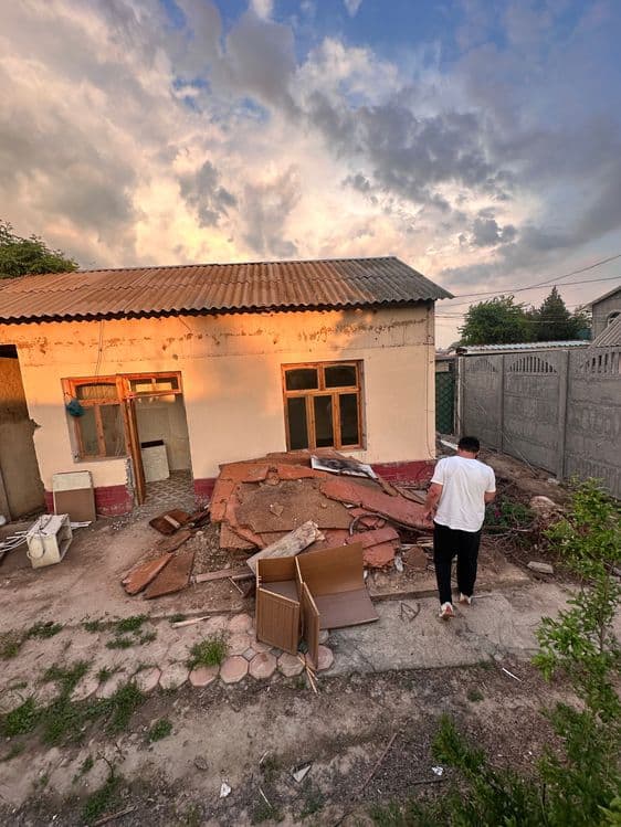 Yuqorichirchiq tumani Saksonota MFYda, 420kv/m Dacha bor. — 3