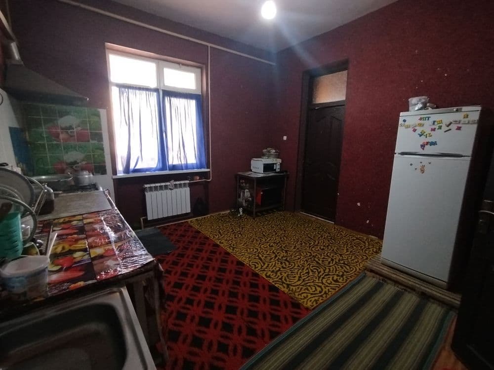 Yangiyoʻlda 6 sotokli  kotej sotiladi — 8