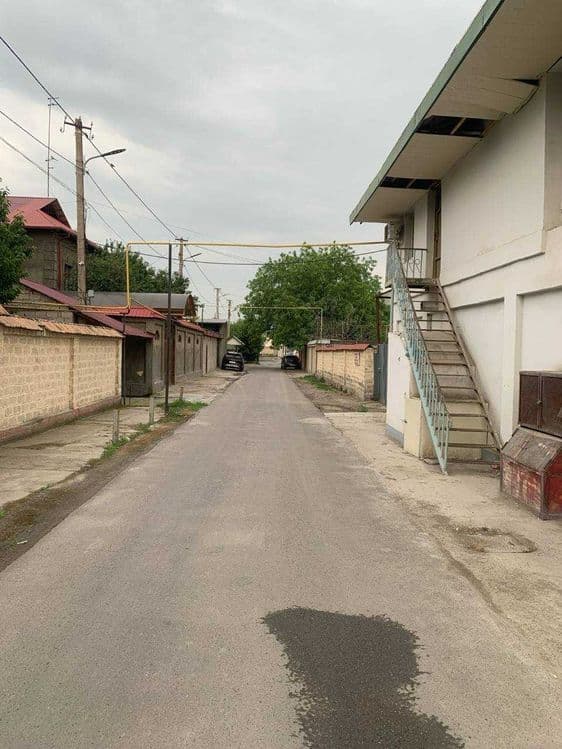 Yangi Hayot tumani Sergeli  Turar 2,7 sotok, 273 kv binosi bor — 2