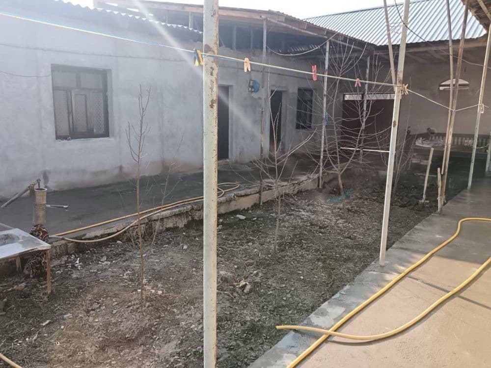 Uy sotiladi yangiyol tuman said ota maxalla — 3