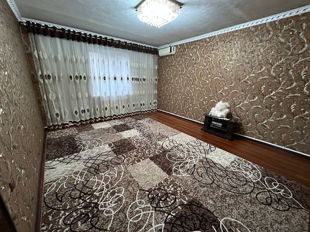 Продаётся дом в г. Ангрен, махалля Кук Терак (ориентир — Теплосеть) — 2