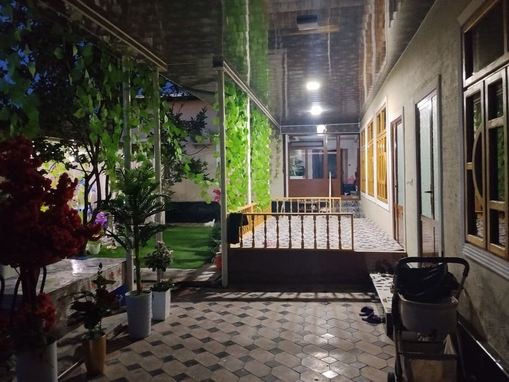 Parkentda uy sotiladi — 1