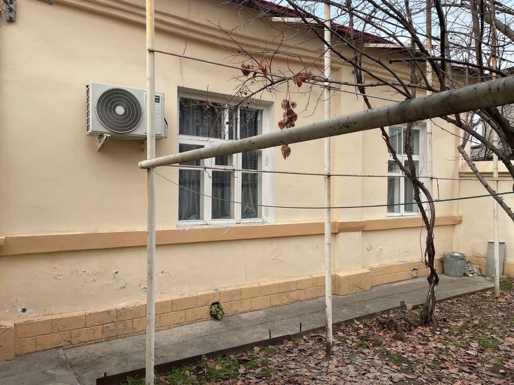 Продаётся  кирпичный дом,3.35 сот,112 кв.м,проезд Хужаева,Мирабад р-н — 1