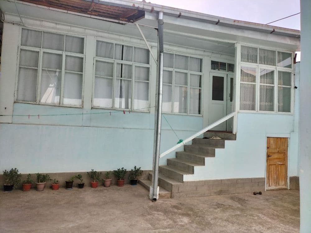 М Улугбек.р Греческий городок. — 3
