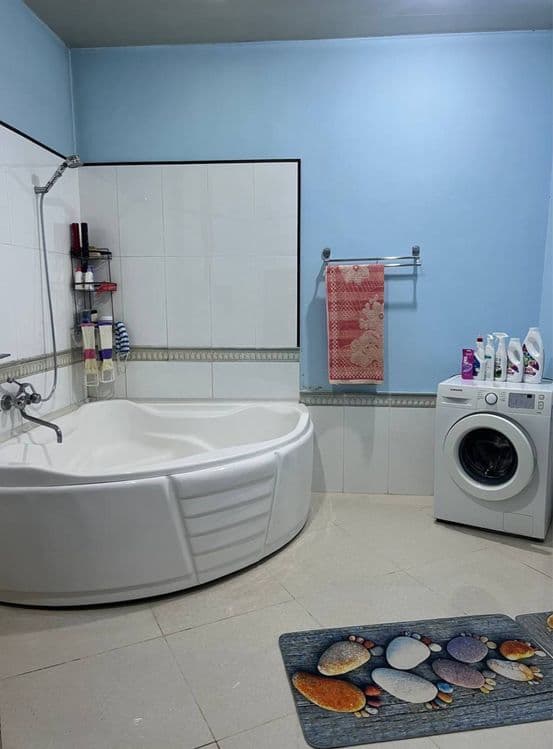 Продается Участок 4 сот  6 комнат , кухня, холл, кладовая, подвал — 5