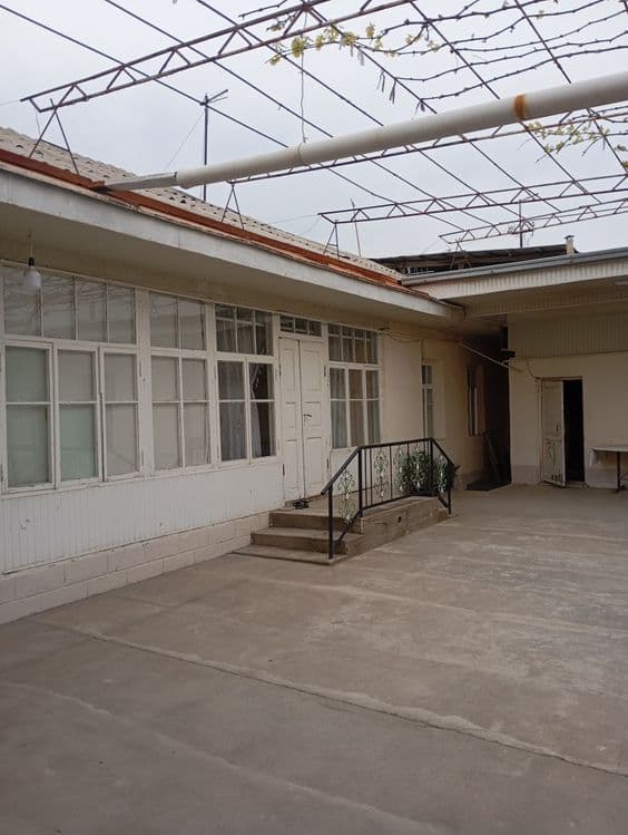Qivray baytqorgonda 7,56sotix hovli sotilvotti — 3