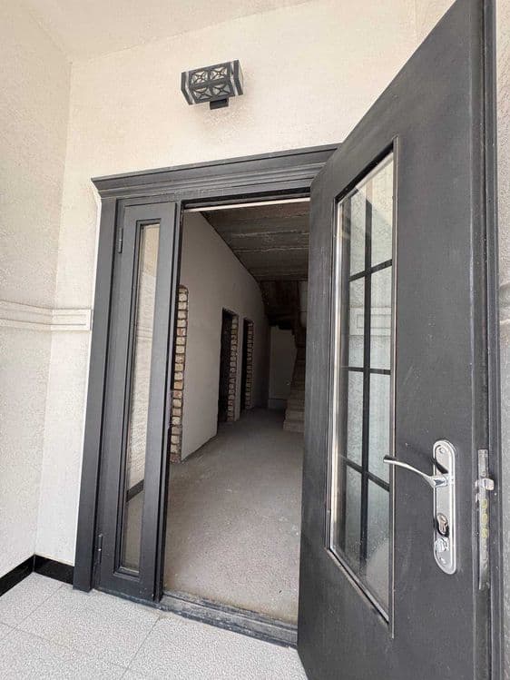 Гофур Гулом, парк Коттедж 3 уровни, 180 кв.м 6 комнат — 3