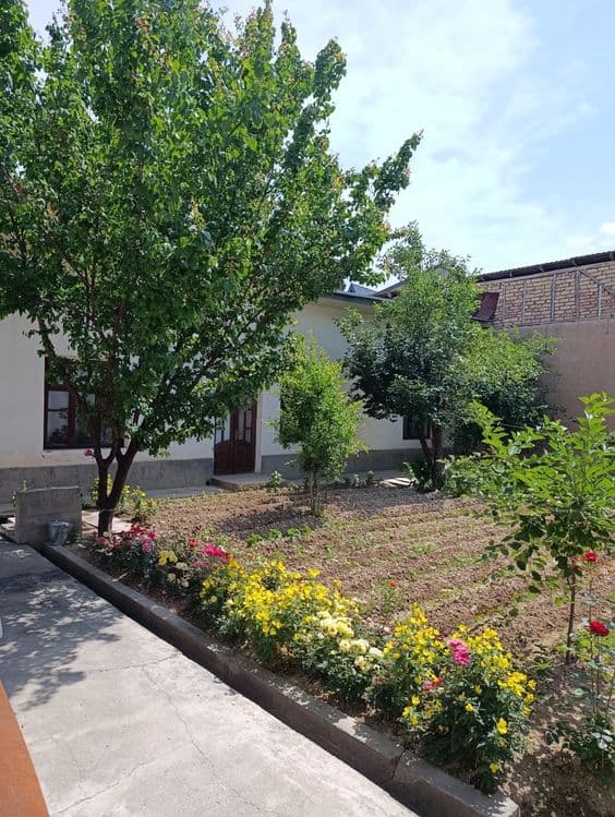 Toshkent viloyat Toshkent tumanida 4.17 sotib 8 xonali uchastka sotila — 5