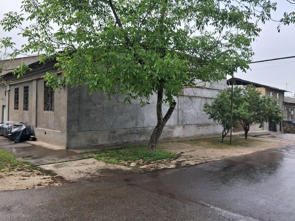 Uchtepa tumanidan 2,19 sotixli hovli sotiladi — 2