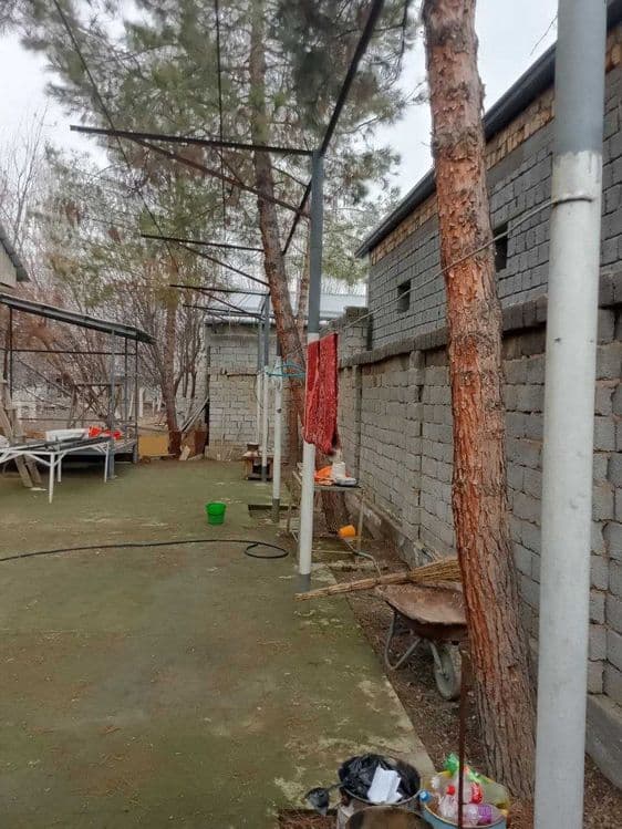 Продается дом с участком 8 сот. в 15 мин. от Ташкента (бывш Политодел) — 2