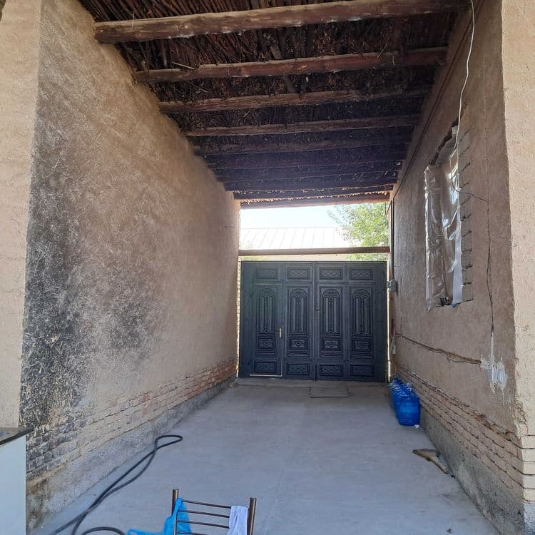 Uchaska sotiladi — 4