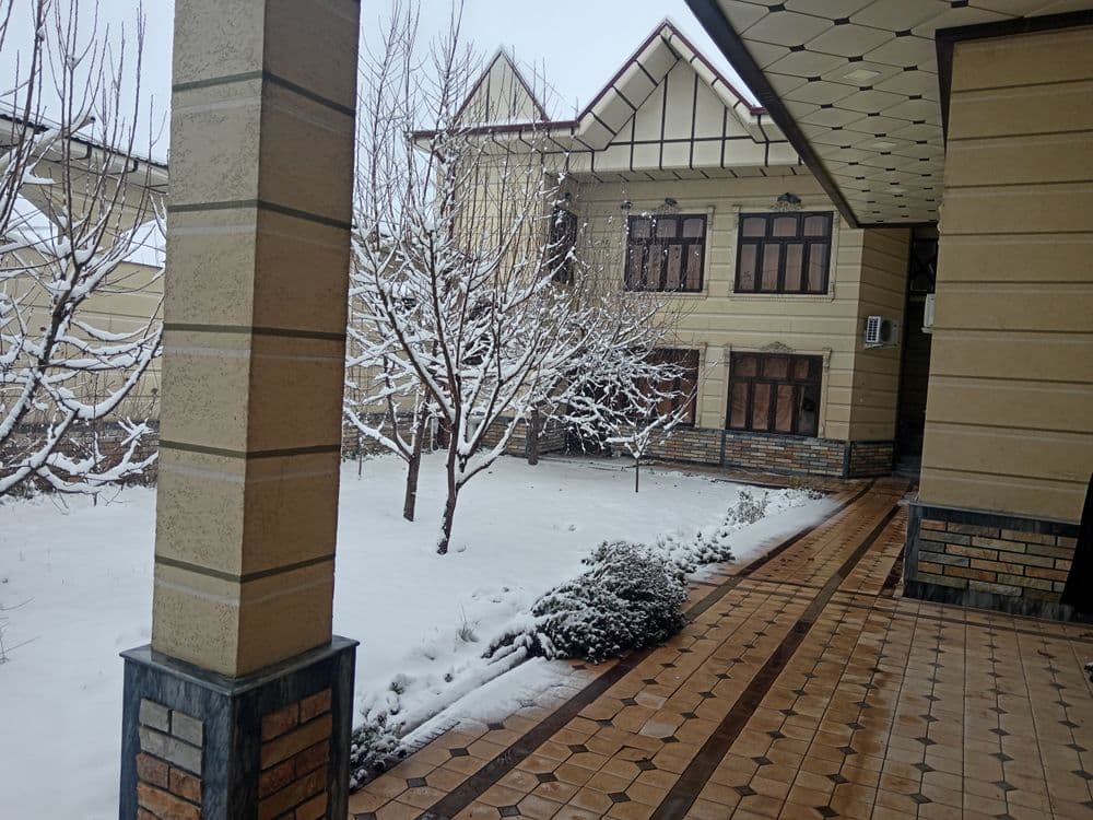 Продаётся участок в Келесе. Санатория — 1