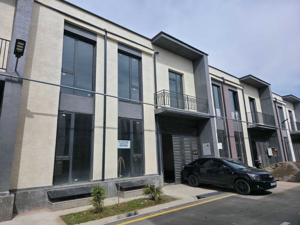 Продам коттедж в Дурмени в "Zarafshan Villas" ЖК  5 минут от ТТЗ — 1