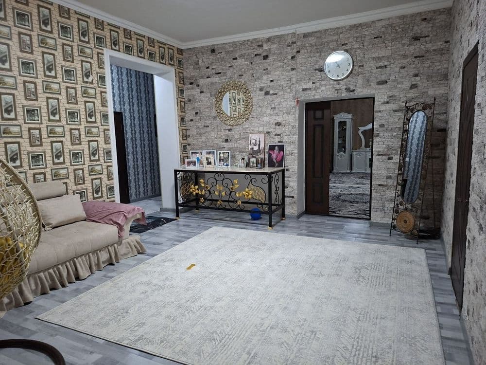 Продаётся коттедж в Кибрае — 1