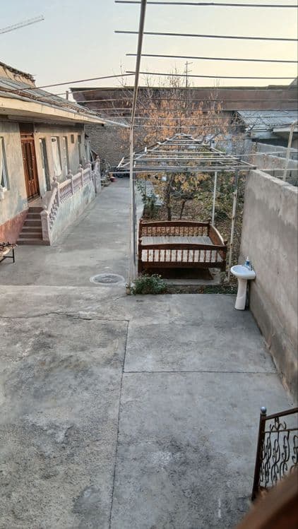 4.3 sotix hovli 6 ta xona — 5