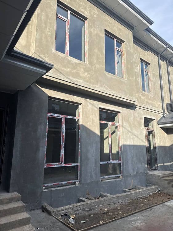 Katej sotiladi 4 ta yonma yon qurilgan — 2