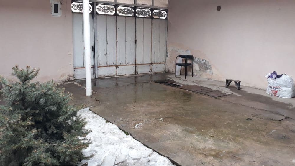 Kottej sotiladi 1.5 sotok — 6