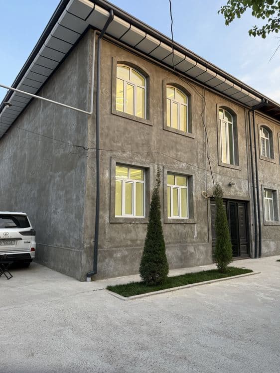 Yengi qurub bitqazilgan 7 xonaliy uy sotiladi — 1