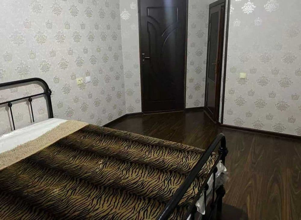 Дом. 2 этажа+подвал. Мебель техника. Ориентир: Аэропорт, Аз. Центр — 2