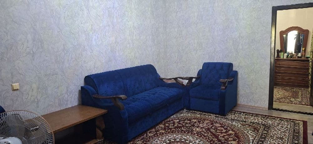 Muhtor Ahrafiy ko'chasida Uy sotiladi — 1