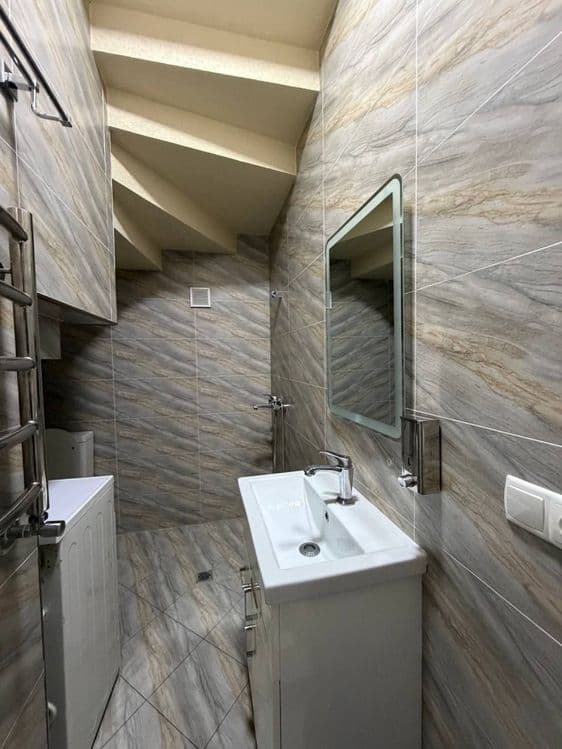 Продается шикарный котедж в элитном районе по цене квартиры — 4