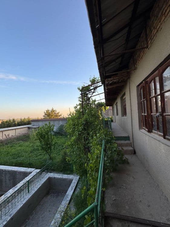 Dala hovli. 744 kv metr. Yashnabod tumani, daryo bo’yida joylashgan….. — 2