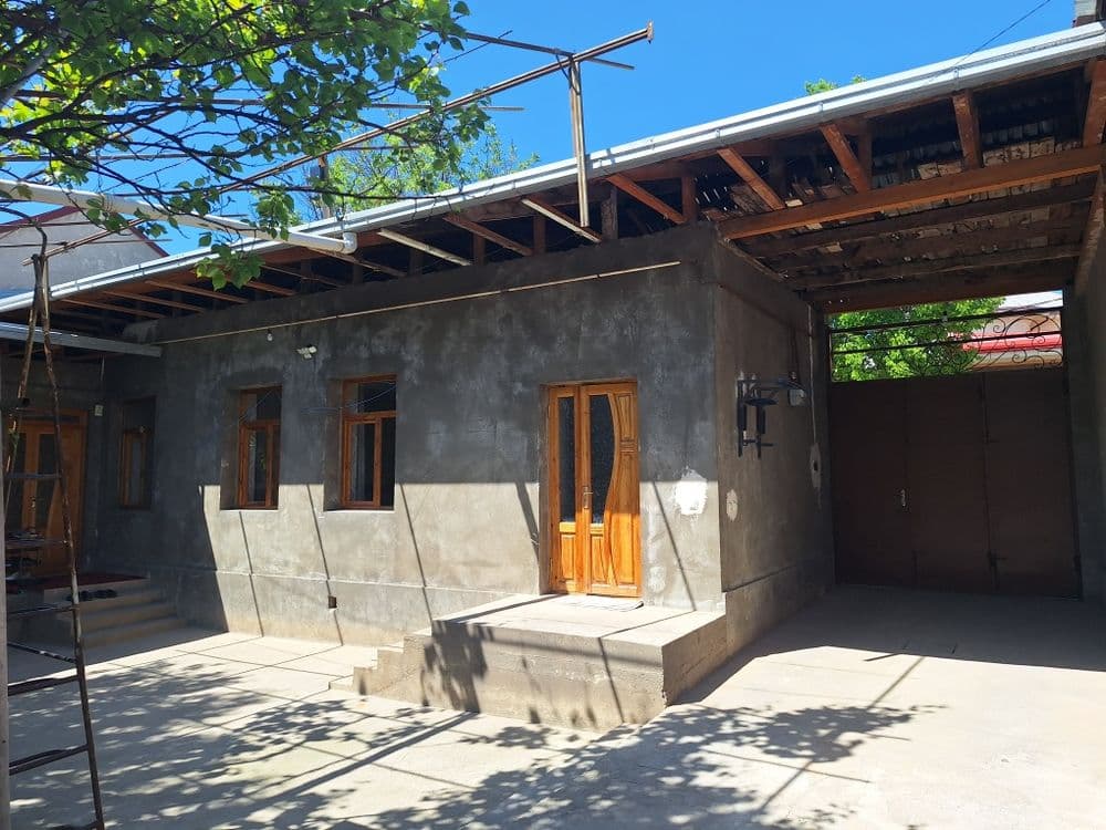 Shofayiz mahallasi 1-tor Ulug'bek ko‘chasida 3,23 sotix uy sotiladi — 5