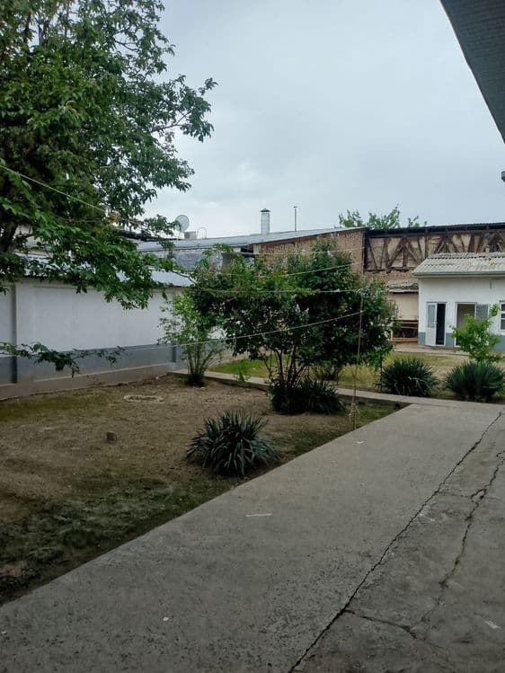 Uy sotiladi 6 xona — 5