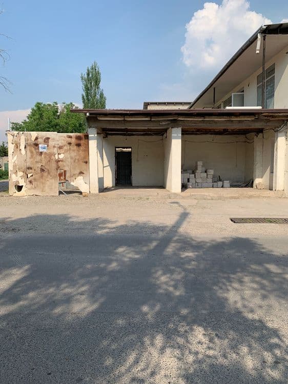 Угловой участок фасад 21 на 18м. Мирзо-Улугбек район 182000! — 4