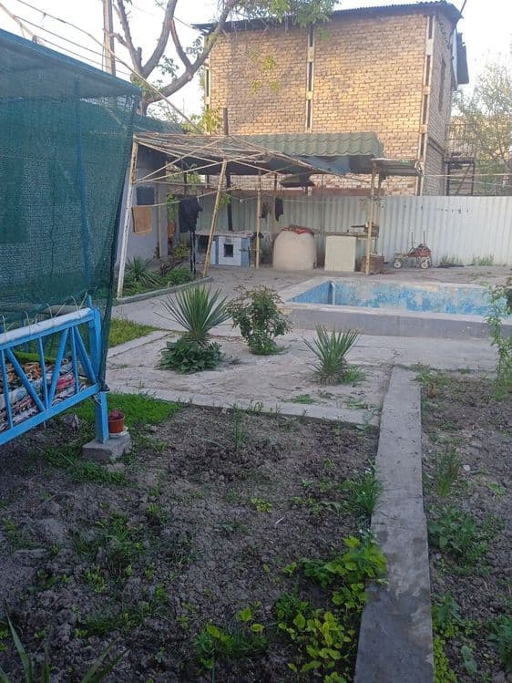 3.5sotok basen bor xomom bor oshxona — 5