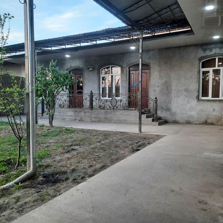 Ozimi uyim sotiladi — 2