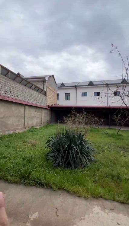 Xonabodda hovli sotiladi, 9 sotiq. — 5