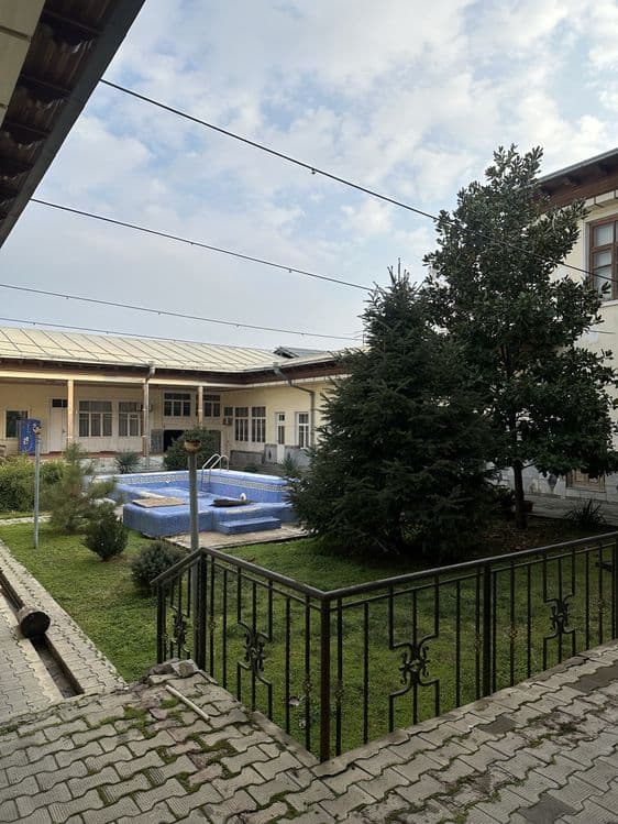 Katta hovli sotiladi Nazarbek da /  дом продаётся — 5