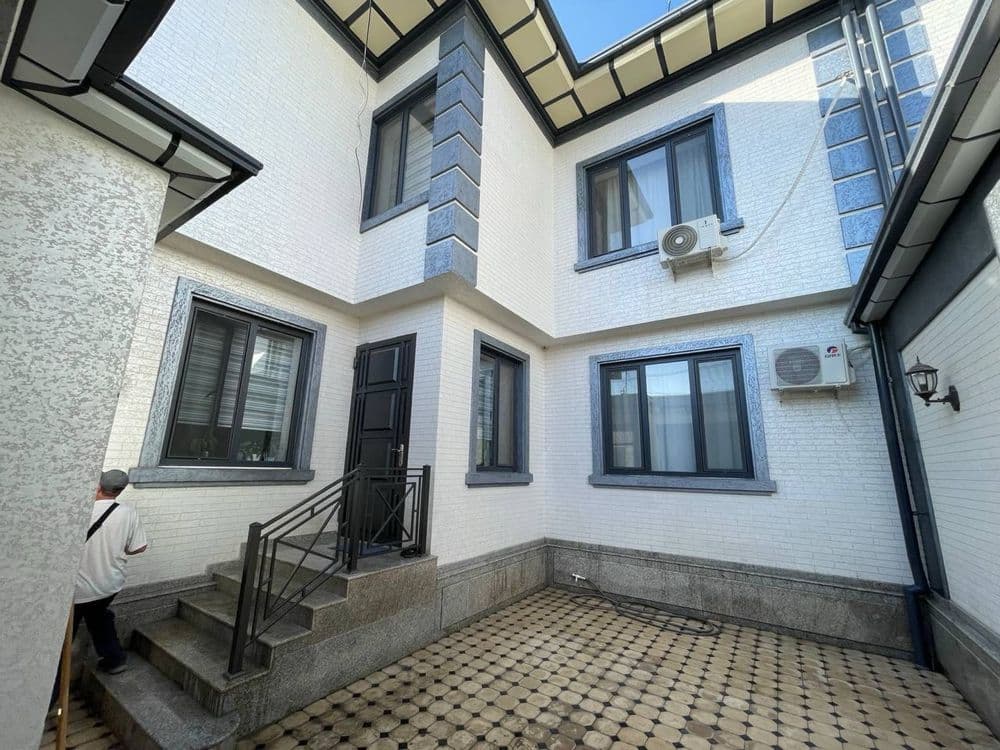 1,4 сотокли компакт коттедж сотилади . IT PARK — 2