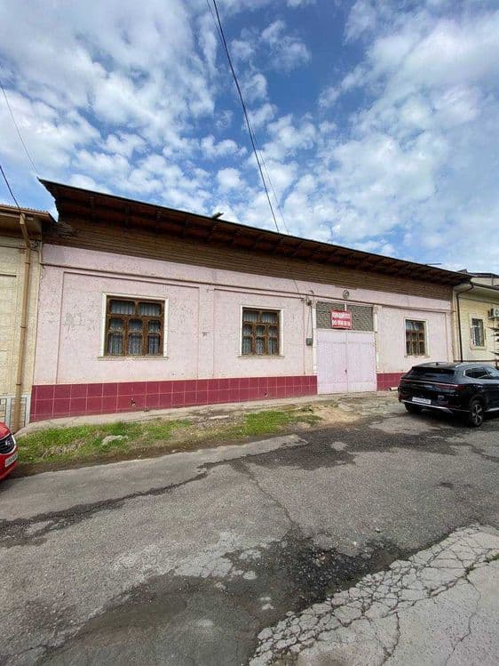 Продается Участок 8 соток, 10 комнат. Уч Кахрамон (Парвоз) фасад 20х40 — 1