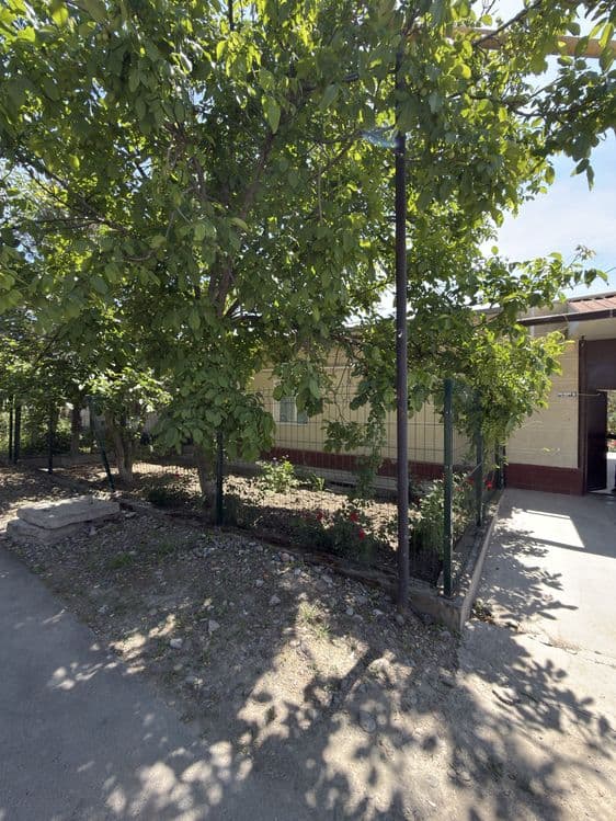 Продажа участка углового участка 5,9 соток фасад  16,5-30,5 — 1